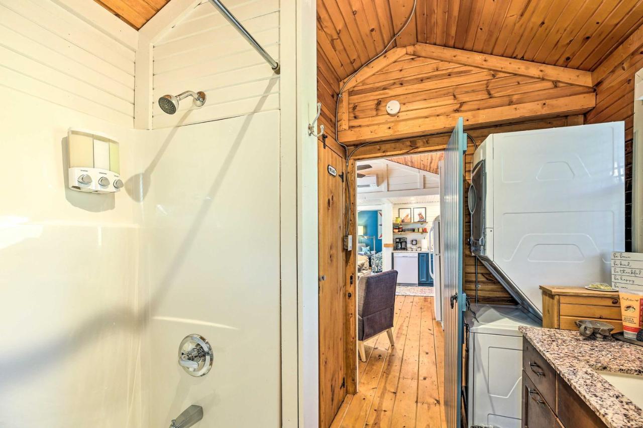 Sunny Hill Cottage Dry Ridge Escape With Deck! 외부 사진