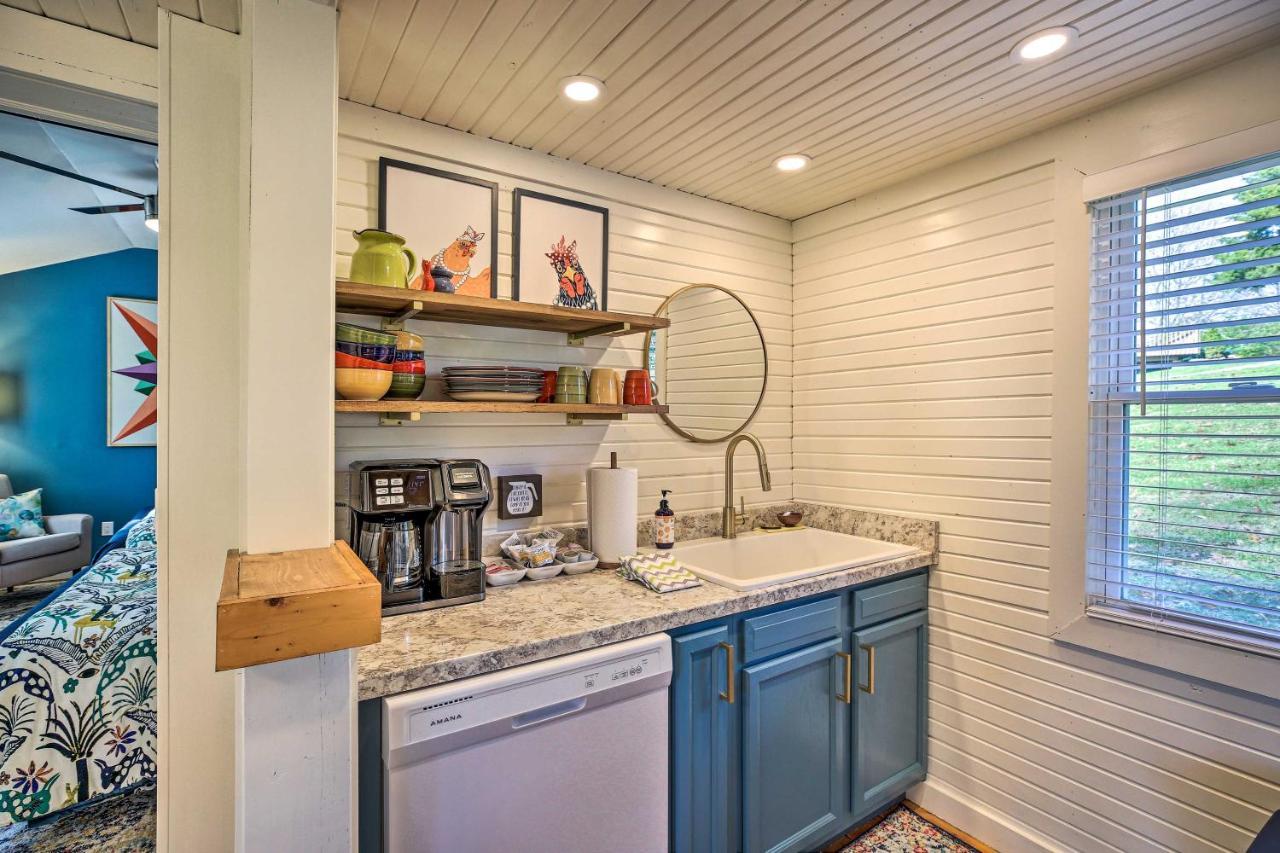 Sunny Hill Cottage Dry Ridge Escape With Deck! 외부 사진